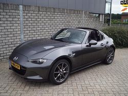 Grijs, metallic lak Gebruikt 2017 Mazda MX5 Cabriolet | € 26.450 (Eerlijke prijs)