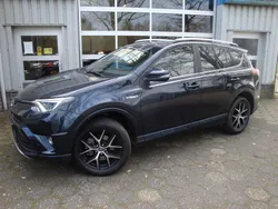 Blauw Gebruikt 2017 Toyota RAV4 Hybrid Executive SUV | € 27.400 (Super prijs)