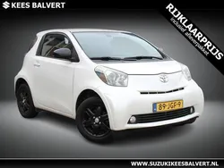 Wit Gebruikt 2009 Toyota iQ Hatchback | € 7.950 (Eerlijke prijs)