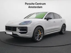 Grijs Gebruikt 2024 Porsche Cayenne Turbo E-Hybrid SUV | € 209.950