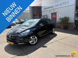 Zwart Gebruikt 2017 Renault Clio IV LIMITED Hatchback | € 8.950 (Eerlijke prijs)