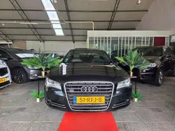 Zwart Gebruikt 2011 Audi A8 Sedan | € 8.888