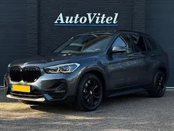 Grijs, metallic lak Gebruikt 2020 BMW X1 Advantage SUV | € 25.945 (Eerlijke prijs)