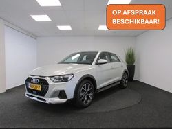 Grijs Gebruikt 2024 Audi A1 Comfort Hatchback | € 34.950 (Iets duurder)