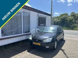 Zwart Gebruikt 2004 Ford Focus Futura Hatchback | € 950 (Eerlijke prijs)