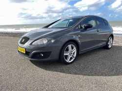 Grijs Gebruikt 2009 Seat Leon Style MPV | € 5.450 (Eerlijke prijs)