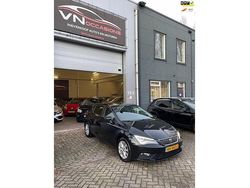 Zwart Gebruikt 2018 Seat Leon Style Hatchback | € 9.950 (Eerlijke prijs)