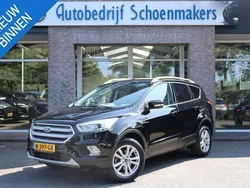Zwart Gebruikt 2020 Ford Kuga Titanium SUV | € 23.945 (Eerlijke prijs)