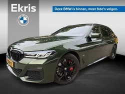 Groen Gebruikt 2023 BMW 540 M Sport Stationwagen | € 69.950 (Duur)
