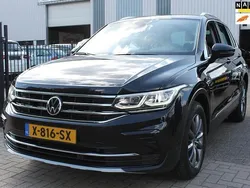 Zwart Gebruikt 2021 VW Tiguan Business+ SUV | € 24.950
