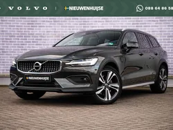 Grijs Gebruikt 2021 Volvo V60 CC Pro Stationwagen | € 37.899 (Super prijs)