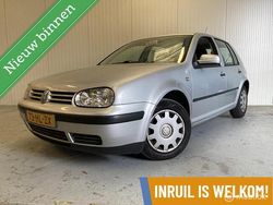 Grijs Gebruikt 2001 VW Golf IV Hatchback | € 950 (Super prijs)