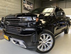 Zwart (metallic) Gebruikt 2023 Chevrolet Silverado Sedan | € 59.950