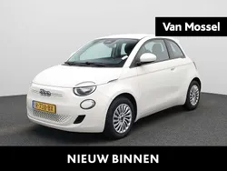 Wit Gebruikt 2022 Fiat 500e Action Hatchback | € 13.900 (Eerlijke prijs)