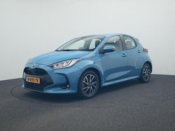 Blauw Gebruikt 2021 Toyota Yaris Hatchback | € 21.985 (Eerlijke prijs)