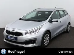 Zilver, metallic lak Gebruikt 2016 Kia Ceed Sportswagon Comfort Stationwagen | € 12.450