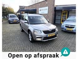 Grijs (metallic) Gebruikt 2015 Skoda Yeti SUV | € 9.950 (Super prijs)