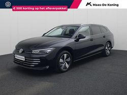 Zwart Gebruikt 2025 VW Passat Business Stationwagen | € 38.880 (Iets duurder)