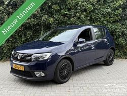 Blauw Gebruikt 2020 Dacia Sandero Hatchback | € 7.999 (Goede deal)