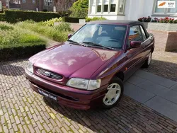 Rood Gebruikt 1996 Ford Escort Cabriolet | € 1.390
