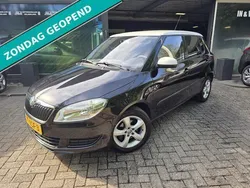 Zwart, metallic lak Gebruikt 2010 Skoda Fabia Hatchback | € 3.750 (Goede deal)