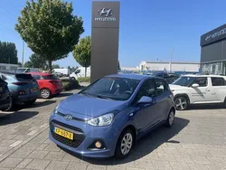 Blauw Gebruikt 2017 Hyundai i10 Comfort Hatchback | € 8.500 (Eerlijke prijs)