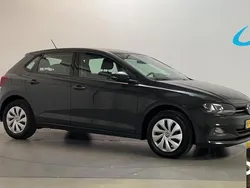 Grijs Gebruikt 2021 VW Polo Comfortline Hatchback | € 14.750 (Goede deal)