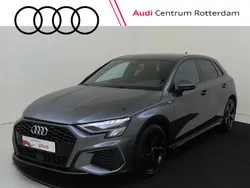 Grijs Gebruikt 2021 Audi A3 Sportback Basis Hatchback | € 30.750 (Iets duurder)