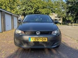 Grijs Gebruikt 2012 VW Polo Hatchback | € 5.299 (Eerlijke prijs)