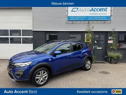 Blauw Gebruikt 2022 Dacia Sandero Comfort Hatchback | € 16.666 (Eerlijke prijs)