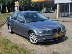 Blauw Gebruikt 2004 BMW 316 Sedan | € 1.000 (Eerlijke prijs)