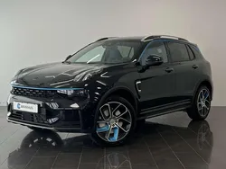 Zwart, metallic lak Nieuw 2025 Lynk & Co 01 SUV | € 36.950 (Eerlijke prijs)