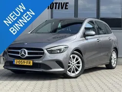 Grijs Gebruikt 2020 Mercedes B180 Edition 1 MPV | € 22.950 (Goede deal)