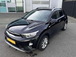 Zwart Gebruikt 2018 Kia Stonic SUV | € 12.500 (Eerlijke prijs)