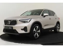 Roze Gebruikt 2022 Volvo XC40 Ultimate SUV | € 42.590 (Eerlijke prijs)