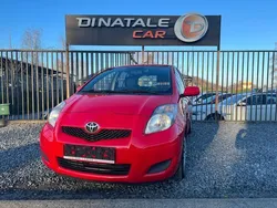 Rood Gebruikt 2011 Toyota Yaris Sedan | € 4.200 (Eerlijke prijs)