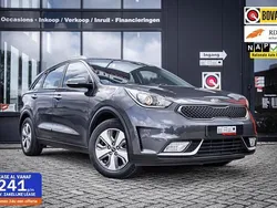 Grijs Gebruikt 2017 Kia Niro SUV | € 14.900 (Eerlijke prijs)