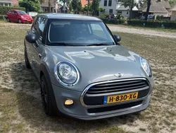 Grijs Gebruikt 2017 Mini ONE Hatchback | € 10.950 (Eerlijke prijs)