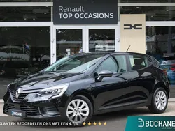 Zwart Gebruikt 2022 Renault Clio V Zen Hatchback | € 14.295 (Eerlijke prijs)