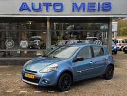Blauw Gebruikt 2010 Renault Clio II Authentique Hatchback | € 2.995 (Eerlijke prijs)
