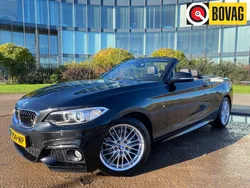 Zwart, metallic lak Gebruikt 2016 BMW 220 M Sport Cabriolet | € 26.880 (Duur)
