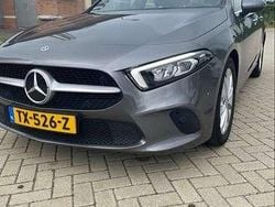 Grijs Gebruikt 2018 Mercedes A160 Stationwagen | € 19.000 (Eerlijke prijs)