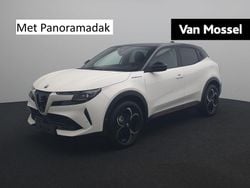 Wit Nieuw 2025 Alfa Romeo Junior Edizione Speciale SUV | € 38.250 (Eerlijke prijs)