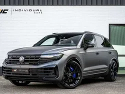 Grijs Gebruikt 2024 VW Touareg R SUV | € 92.995 (Goede deal)