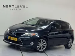 Zwart Gebruikt 2013 Toyota Auris Hybrid Hatchback | € 11.900 (Eerlijke prijs)