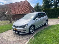Grijs, metallic lak Gebruikt 2014 VW Golf Sportsvan Highline MPV | € 13.950 (Eerlijke prijs)