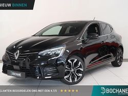 Zwart Gebruikt 2022 Renault Clio V Intens Hatchback | € 15.240 (Eerlijke prijs)