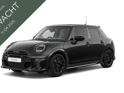 Zwart Gebruikt 2025 Mini John Cooper Works Hatchback | € 39.888 (Eerlijke prijs)