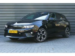 Zwart Gebruikt 2024 Opel Astra Ultimate Hatchback | € 33.400