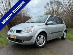 Grijs Gebruikt 2005 Renault Scénic II MPV | € 2.344 (Eerlijke prijs)